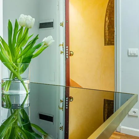 Lejlighed Casa Calypso In Canton De' Fiori